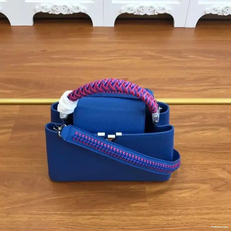 Fashionrepsfam ru LV 19B5790056 Bags 0712